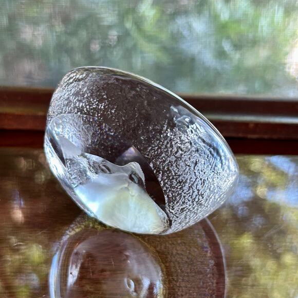 Vintage Clear Glass Cat Face Paperweight, Frosted Intaglio Kitty - Picture 6 of 12